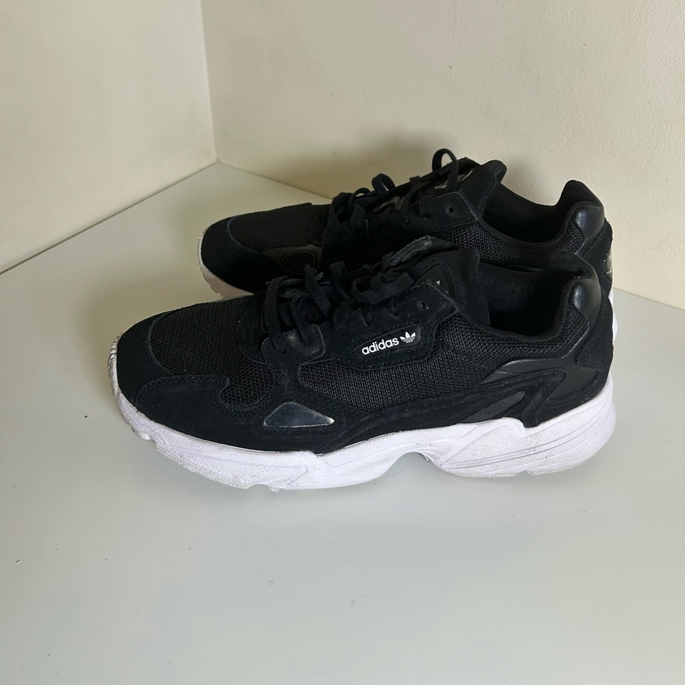 Black Adidas Women shoes